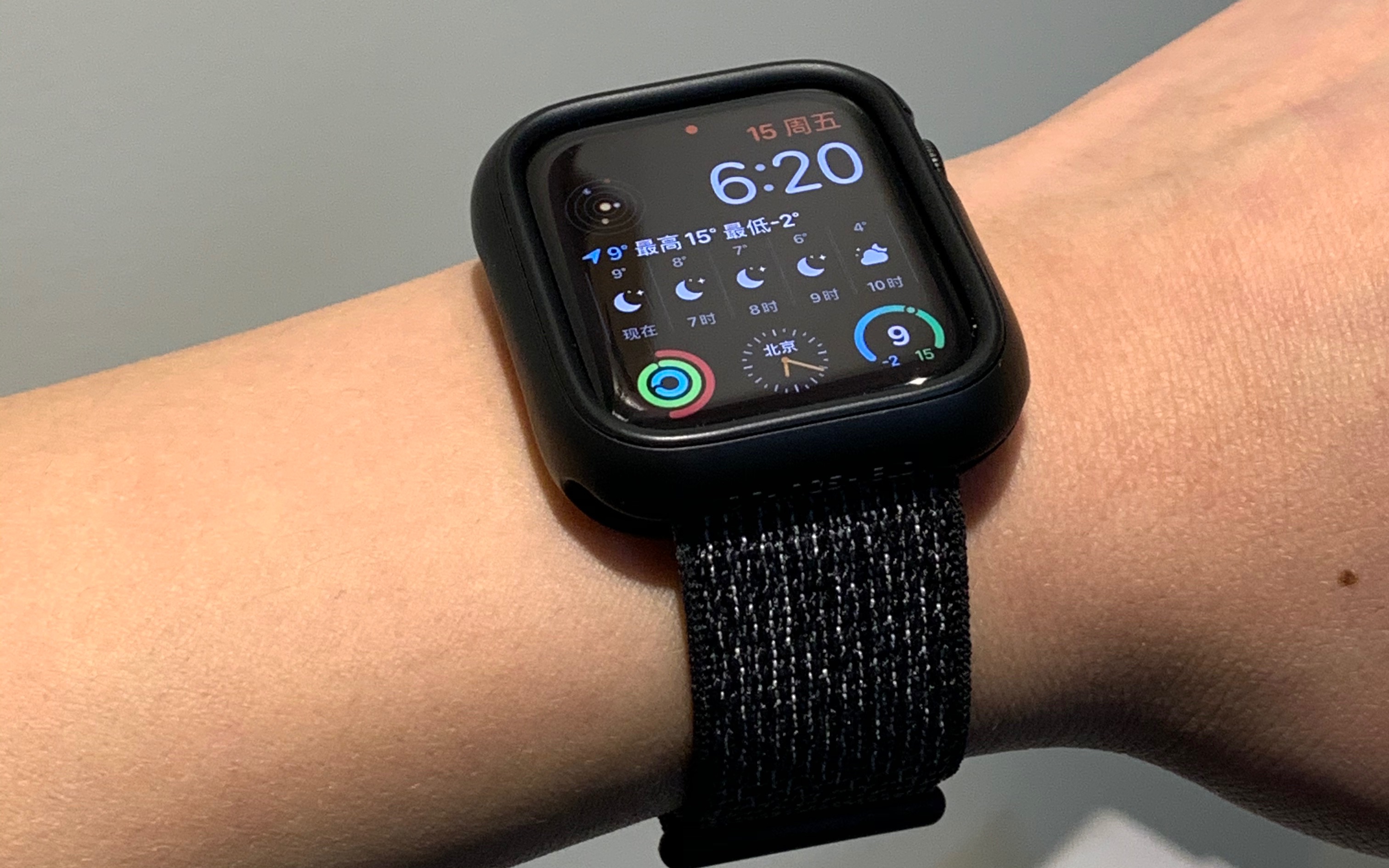 苹果手表耐克版黑白金版(苹果手表耐克版黑白金版有区别吗)-第20张图片-有道翻译官网