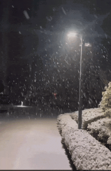 下雪视频苹果版下载(下雪视频苹果版下载安装)-第5张图片-有道翻译官网